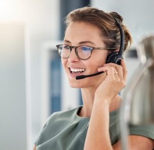 femme au téléphone