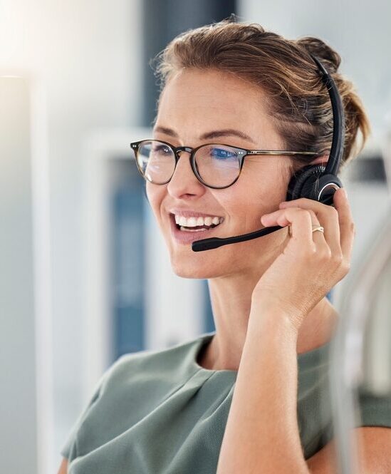 femme au téléphone