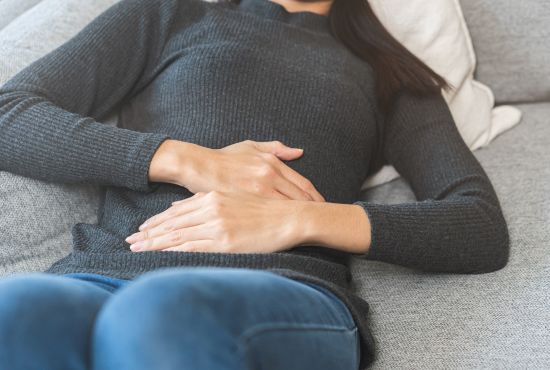 une personne souffrant du cancer du colon