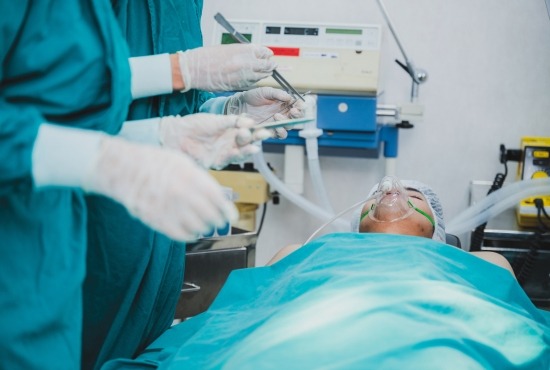 anesthésiste urgentiste réanimateur