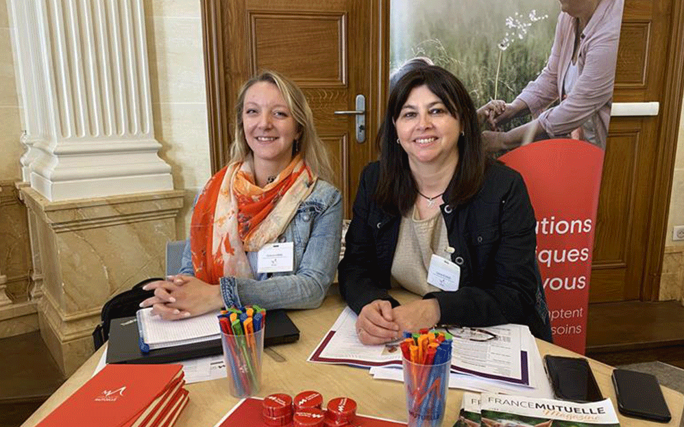 deux collaboratrices france mutuelle au salon IFPASS