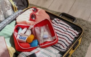 trousse de secours vacances