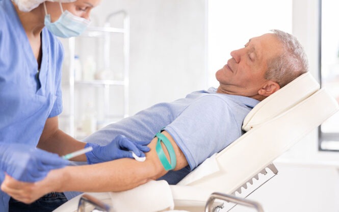 Importance vaccination pour seniors